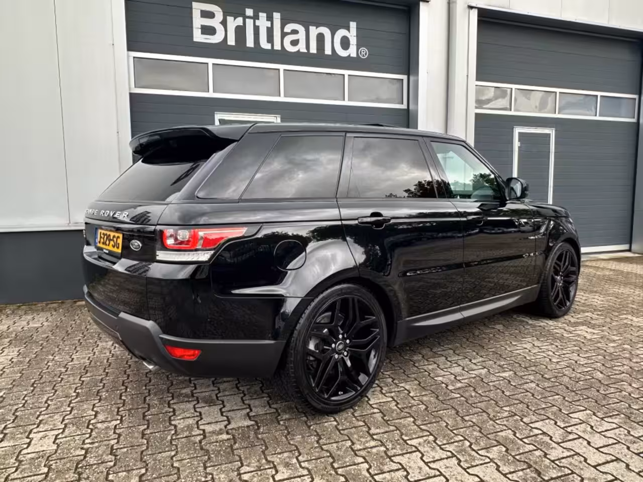 Land Rover Range Rover Sport 3.0 TDV6 HSE Dynamic 2016 *Pano *Cruise *22inch *Meridian *Luchtvering