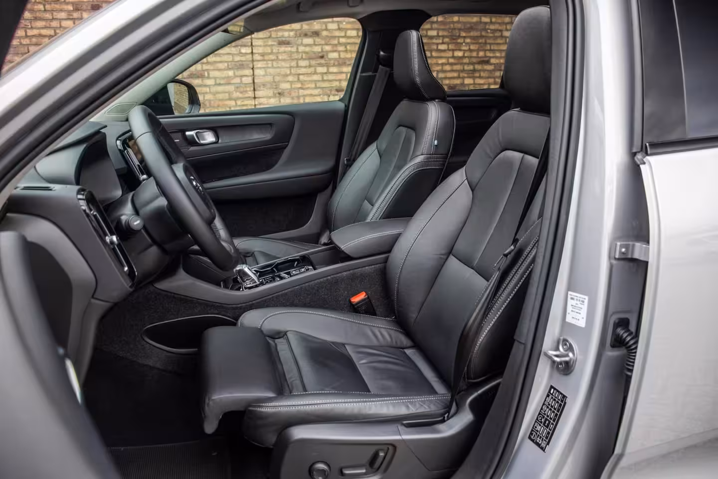 Volvo XC40 1.5 T5 Plug-in hybrid Ultimate Dark, Pano, Leder