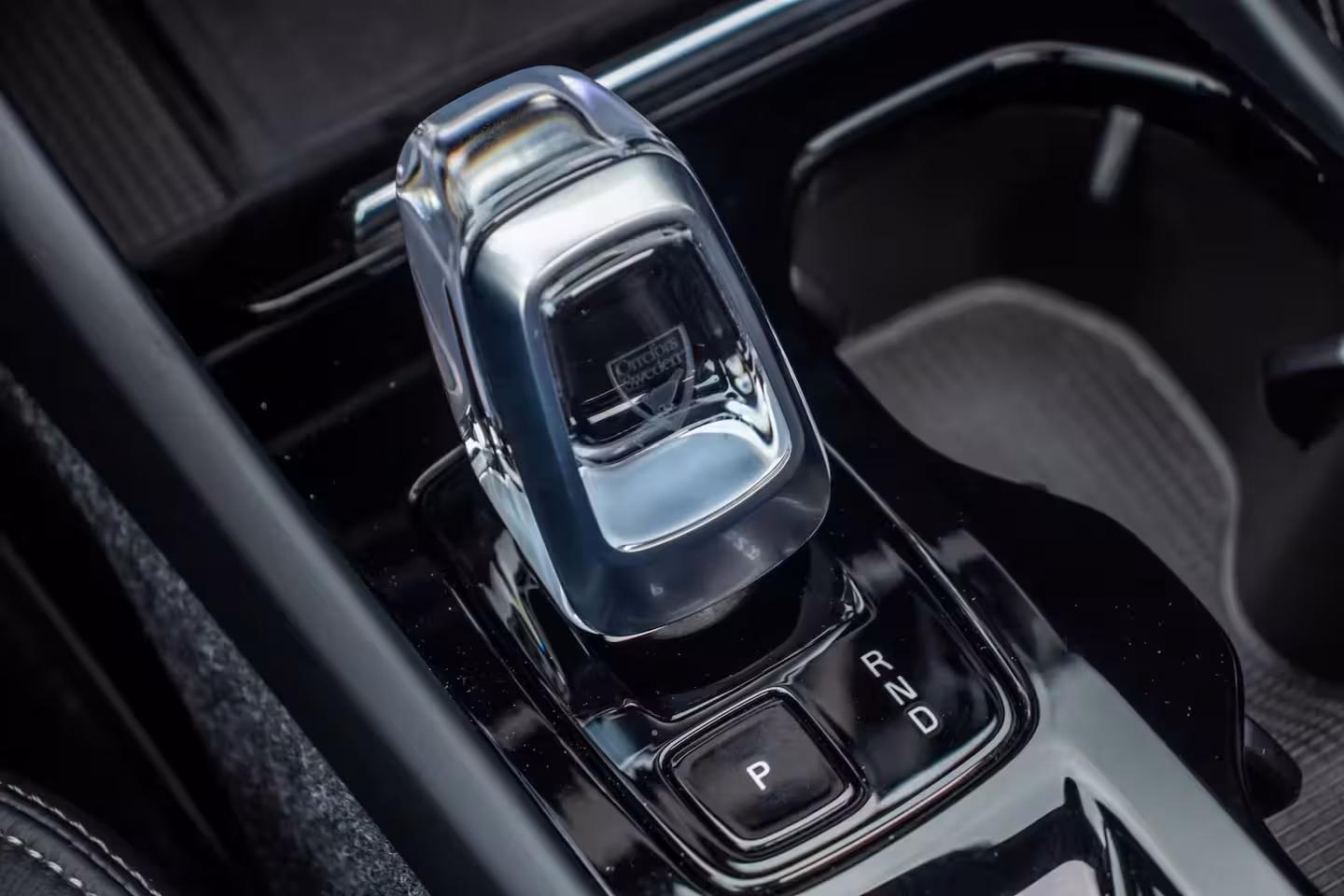 Volvo XC40 1.5 T5 Plug-in hybrid Ultimate Dark, Pano, Leder
