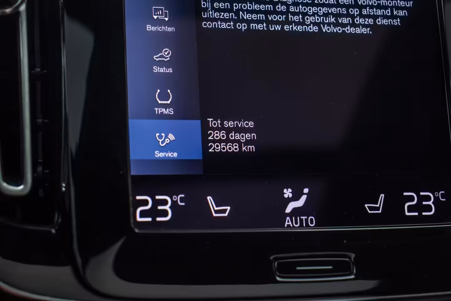 Volvo XC40 1.5 T5 Plug-in hybrid Ultimate Dark, Pano, Leder