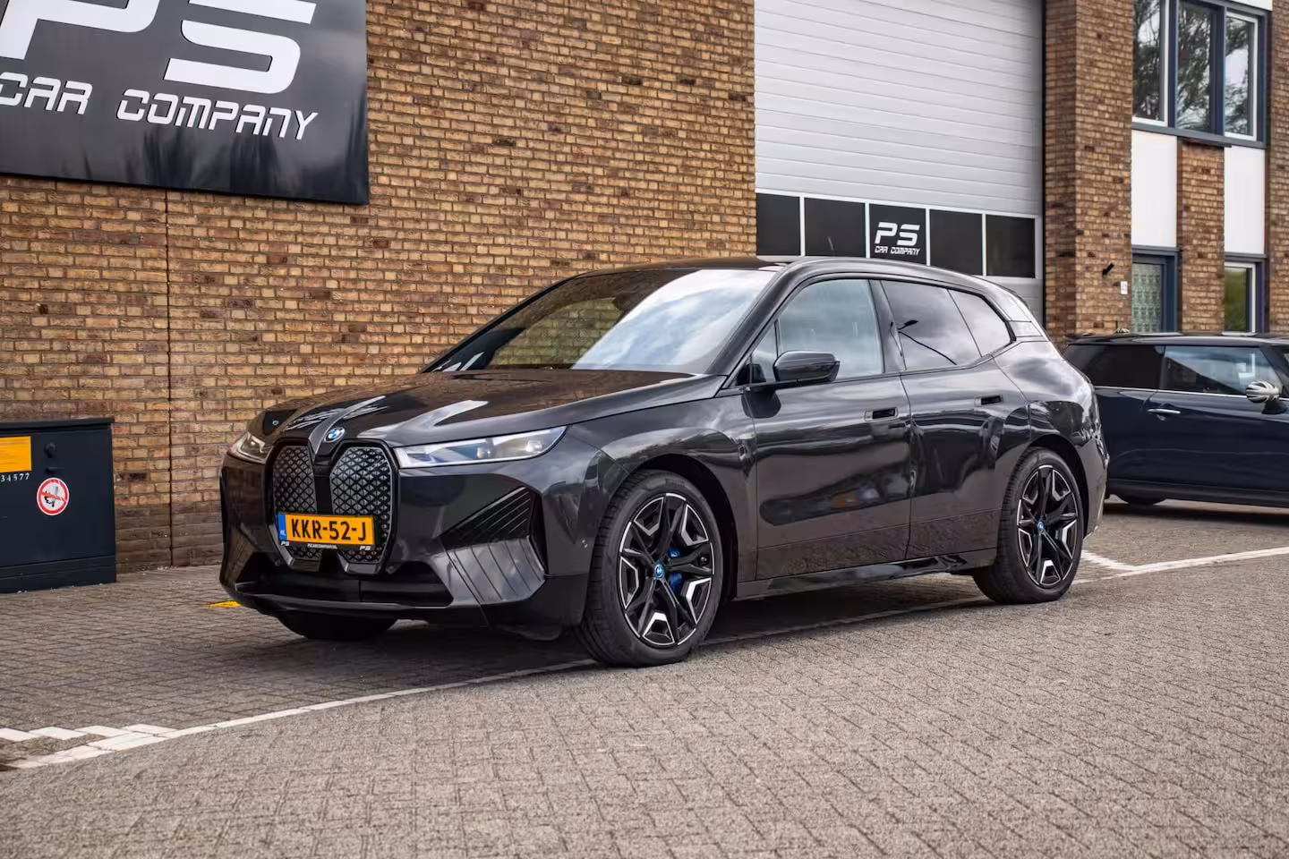 BMW iX xDrive40 Sport Edition 77 kWh, BTW, Laser, H&K, Pano