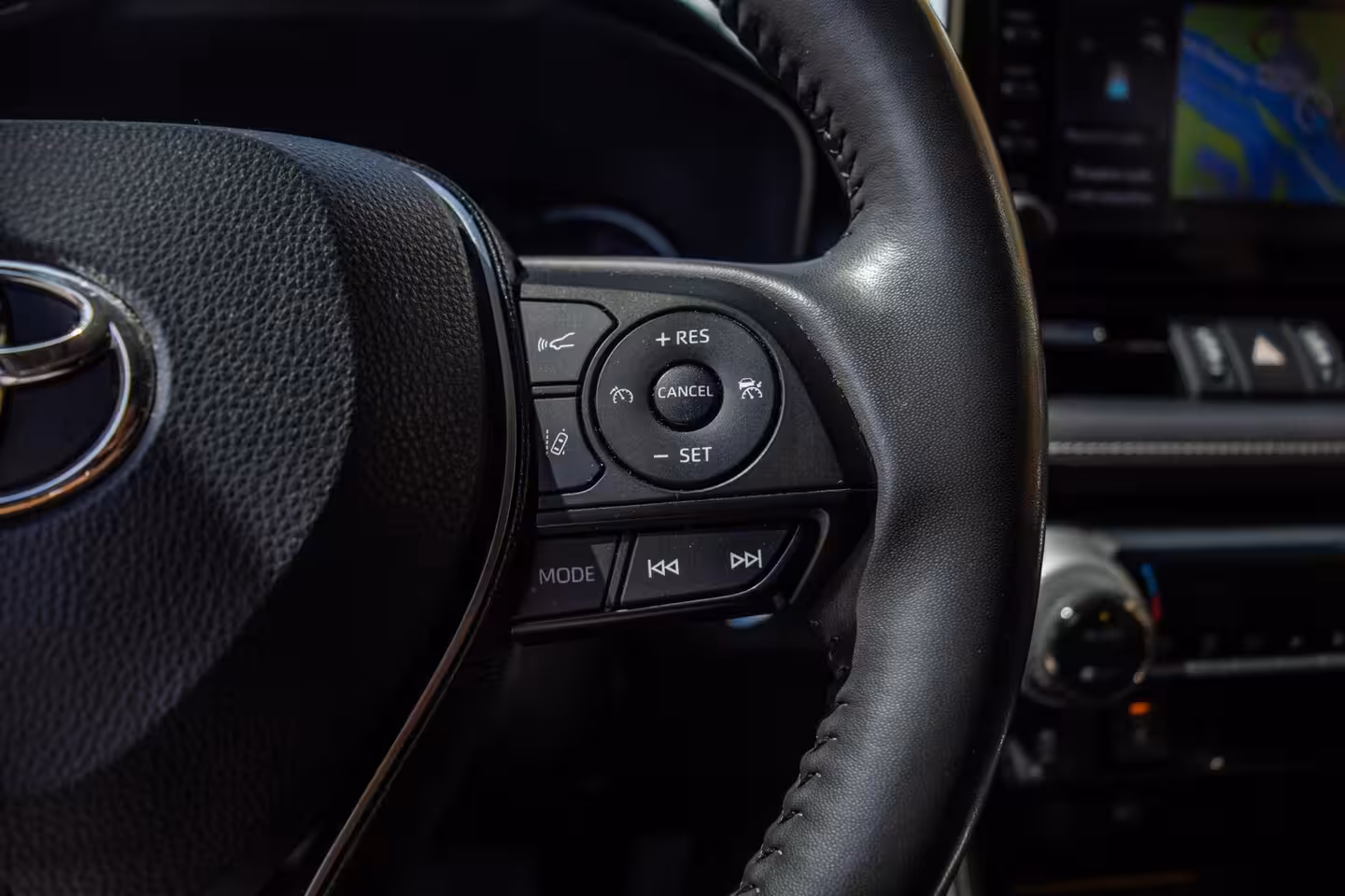 Toyota RAV4 2.5 Hybrid Style, Adaptive-Cruise, Carplay