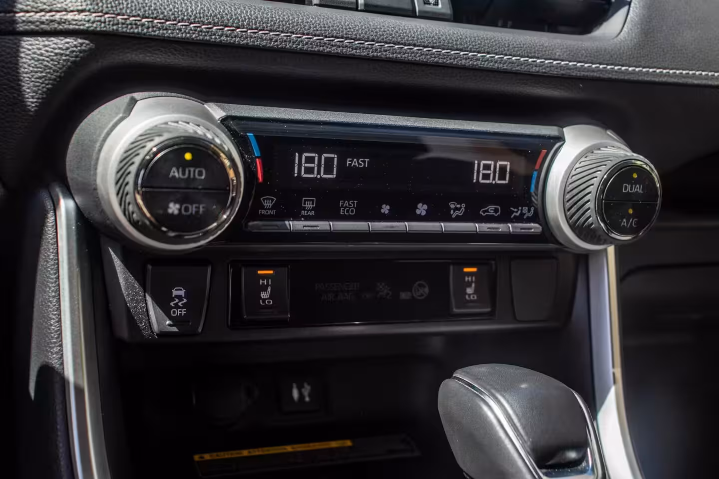 Toyota RAV4 2.5 Hybrid Style, Adaptive-Cruise, Carplay