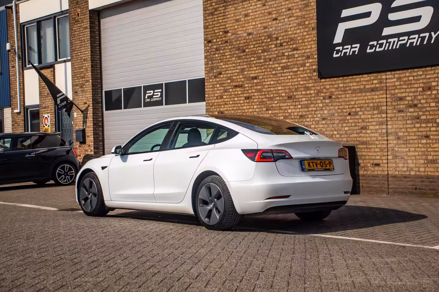 Tesla Model 3 Standard RWD Plus 60 kWh, SOH 92%, Autopilot