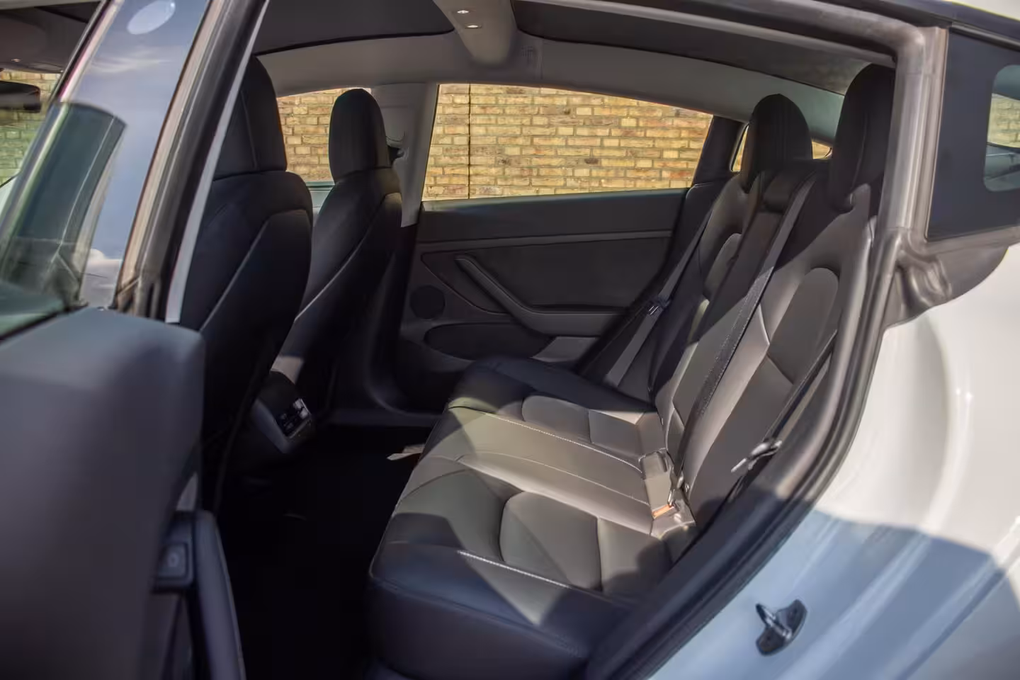 Tesla Model 3 Standard RWD Plus 60 kWh, SOH 92%, Autopilot
