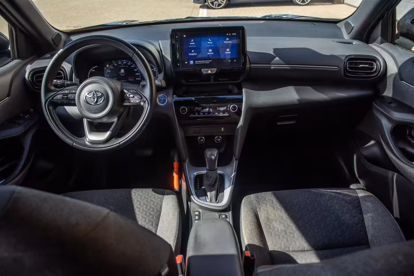 Toyota Yaris Cross 1.5 Hybrid First Edition, NAP, 1e eigenaar