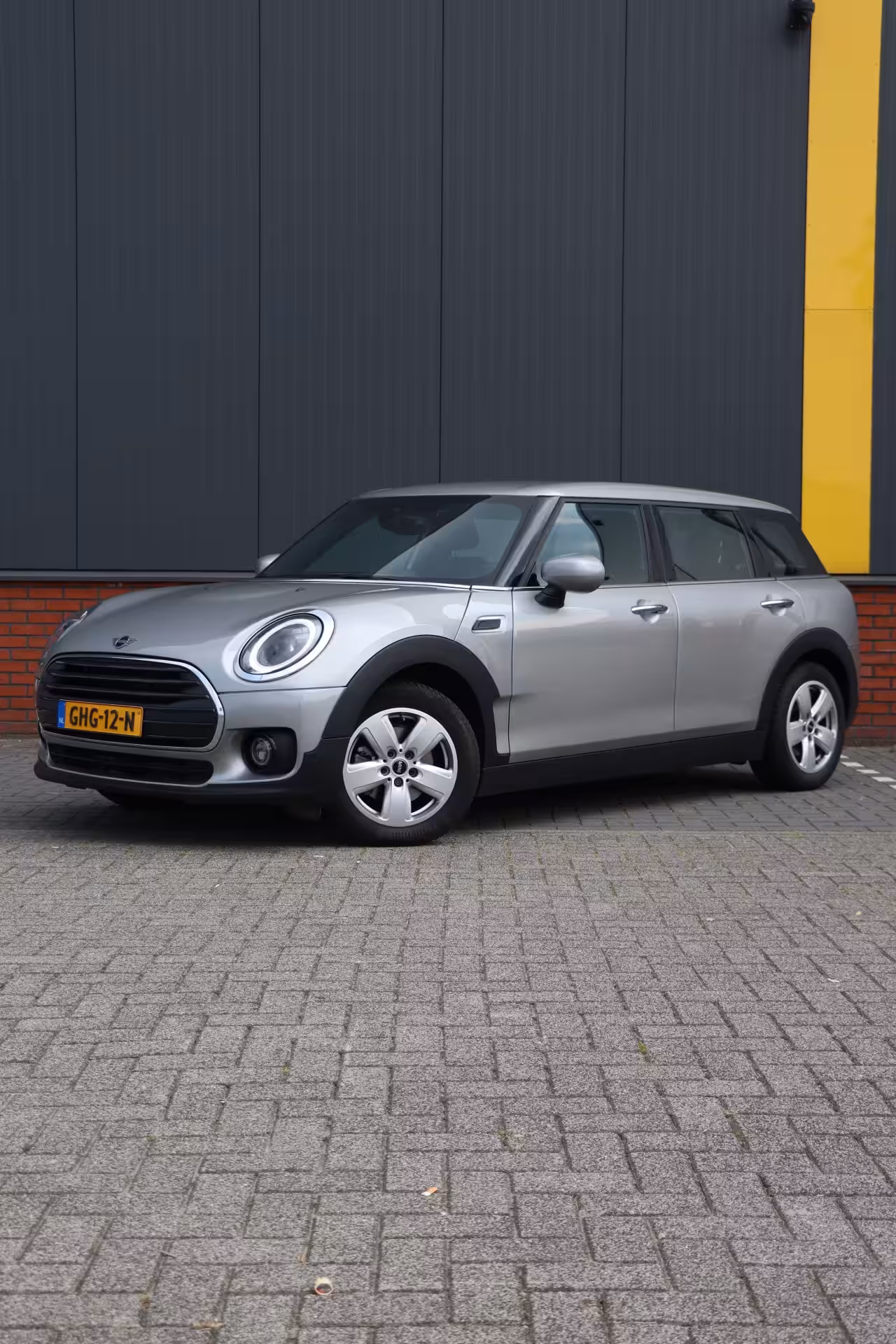 Mini Clubman 1.5 Cooper Essential 136PK | automaat | camera