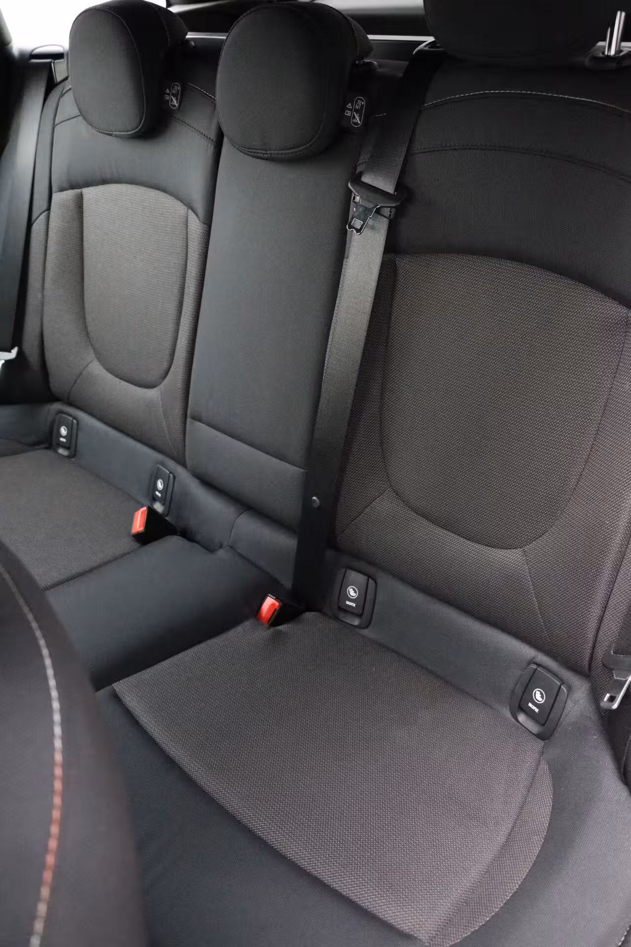 Mini Clubman 1.5 Cooper Essential 136PK | automaat | camera