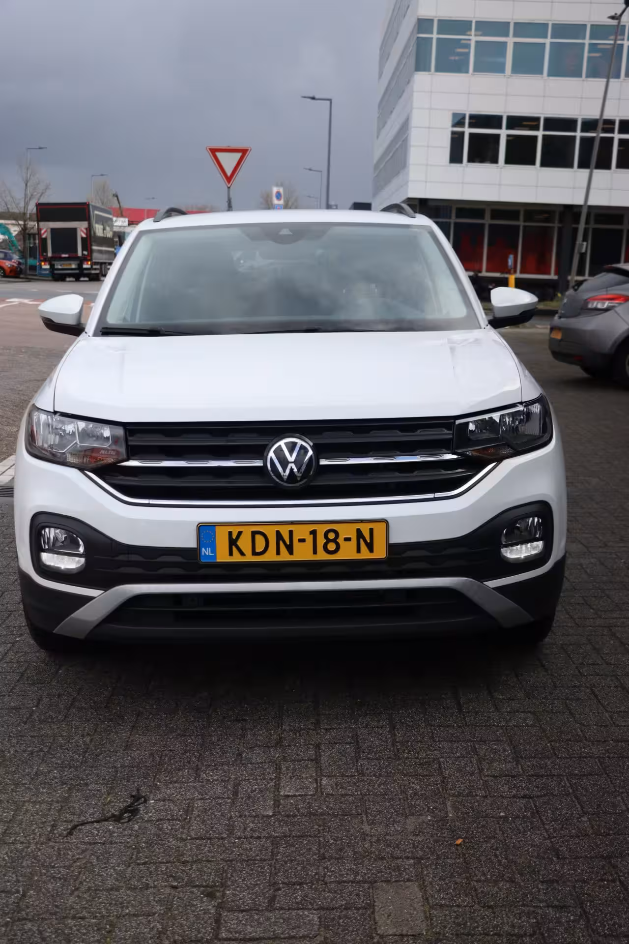 Volkswagen T-Cross 1.0 TSI side assist | front assist | Clima Cruise Control Navigatie Carplay