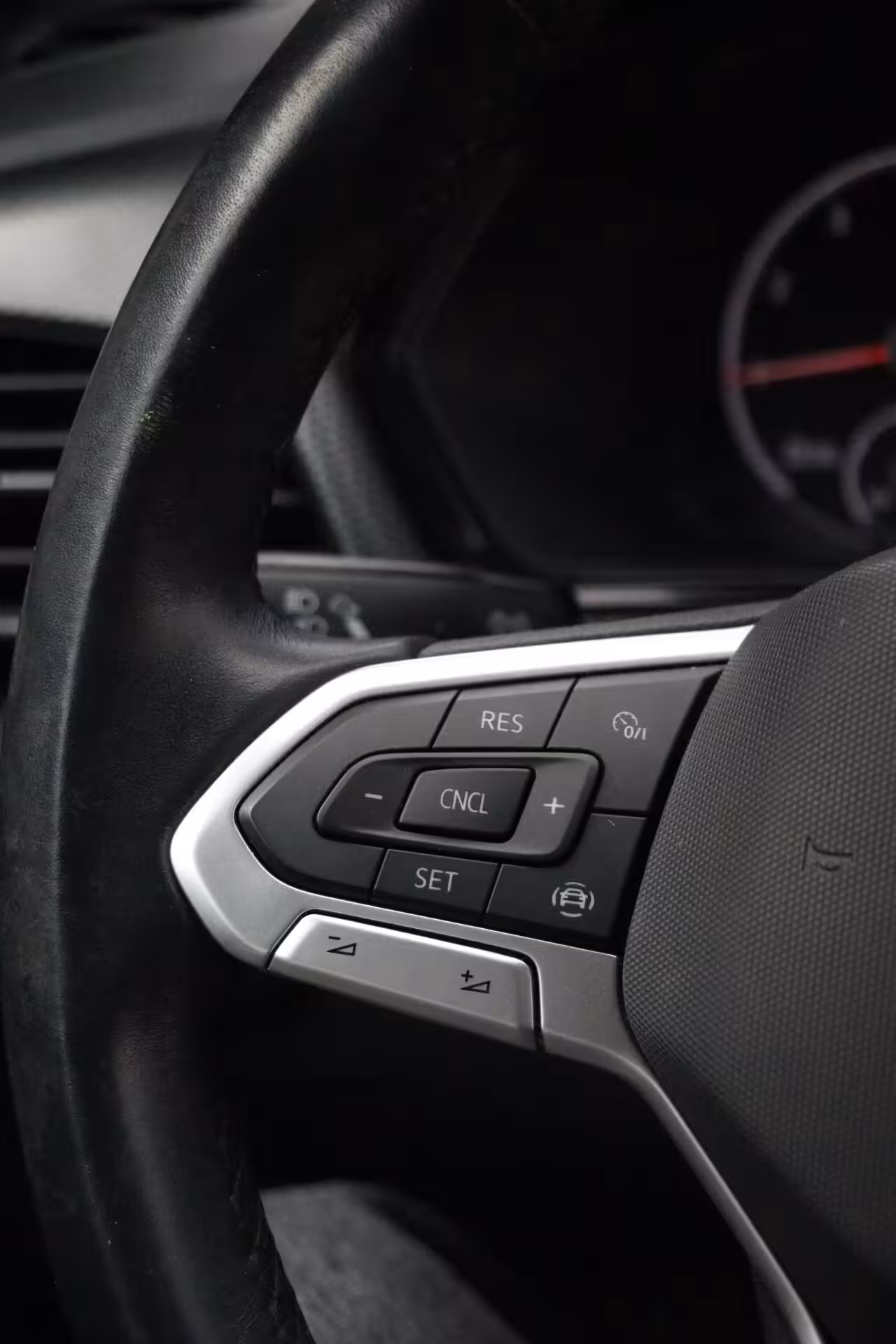 Volkswagen T-Cross 1.0 TSI side assist | front assist | Clima Cruise Control Navigatie Carplay