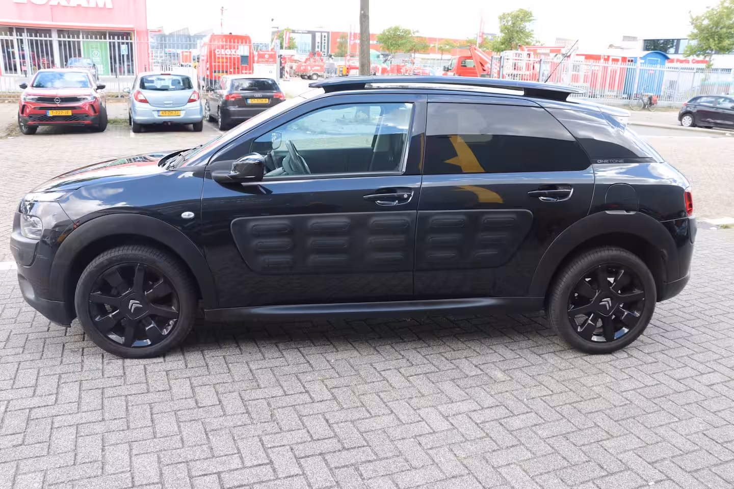 Citroën C4 Cactus 1.2 PureTech One-Tone NAVI|CAMERA|PARK.SENSOR