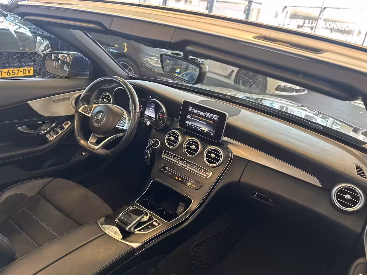 Mercedes-Benz C-klasse Cabrio 300 AMG Line 245PK | Cruise control | Climate control | Achteruitrijcamera | Adaptief onde
