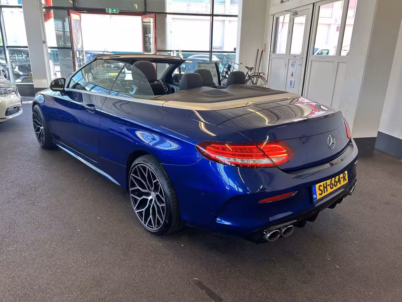 Mercedes-Benz C-klasse Cabrio 300 AMG Line 245PK | Cruise control | Climate control | Achteruitrijcamera | Adaptief onde