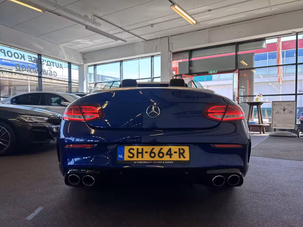 Mercedes-Benz C-klasse Cabrio 300 AMG Line 245PK | Cruise control | Climate control | Achteruitrijcamera | Adaptief onde