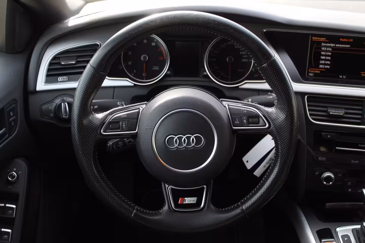 Audi A5 Sportback 1.8 TFSI Sport Edition S-Line 2x/AUTOMAAT/Navigatie/Parkeersensoren/Climate conrol/Cruise