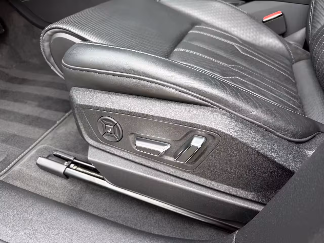 Audi e-tron 55 quattro Sline Pano Massage Softclose HUD B&O