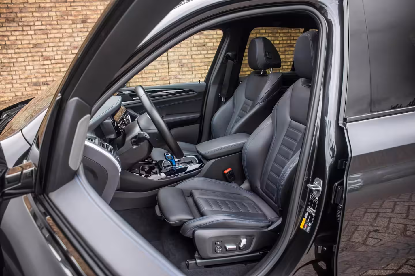 BMW iX3 M-Sport Impressive 80 kWh, BTW, VOL, SOH 94%, Pano