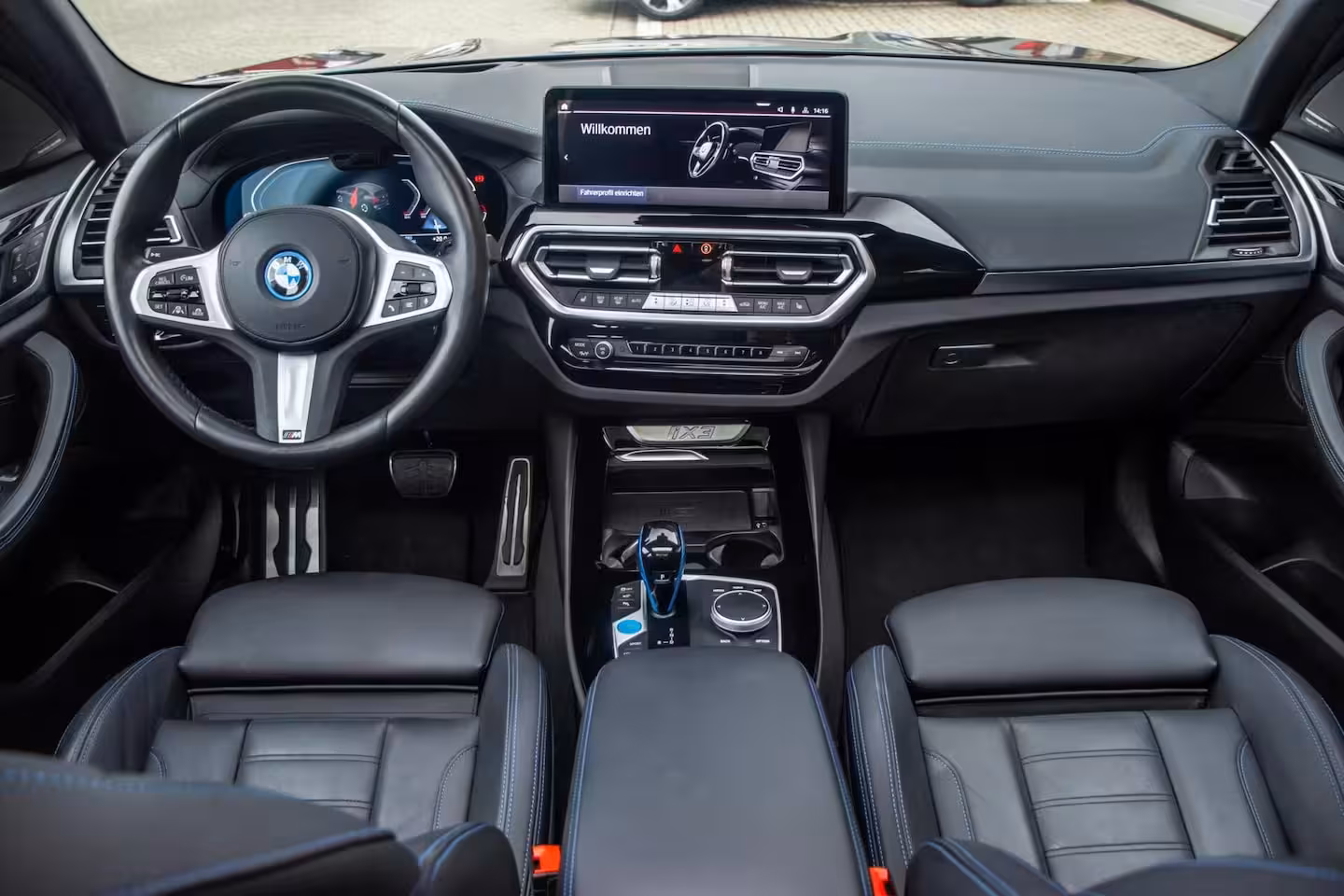 BMW iX3 M-Sport Impressive 80 kWh, BTW, VOL, SOH 94%, Pano
