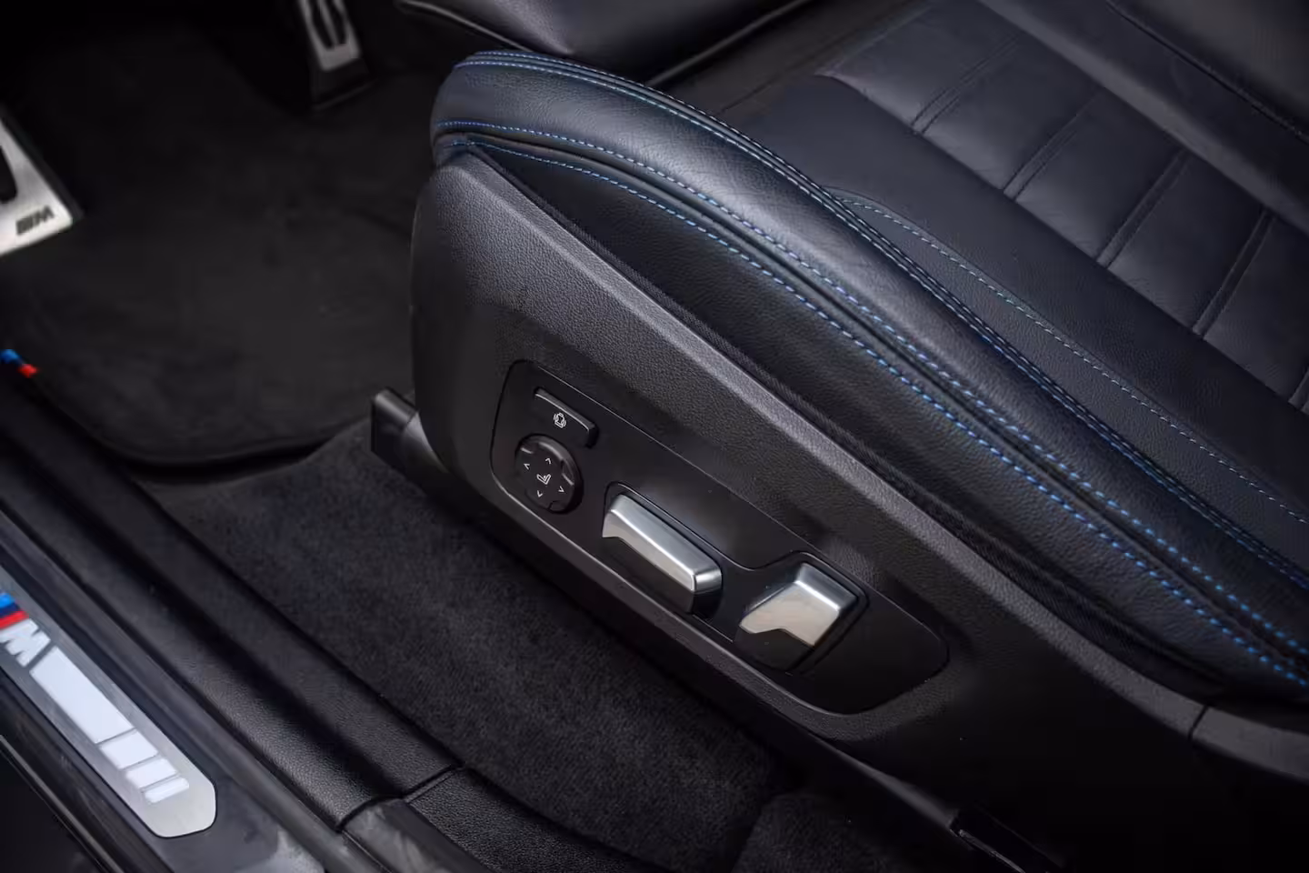 BMW iX3 M-Sport Impressive 80 kWh, BTW, VOL, SOH 94%, Pano
