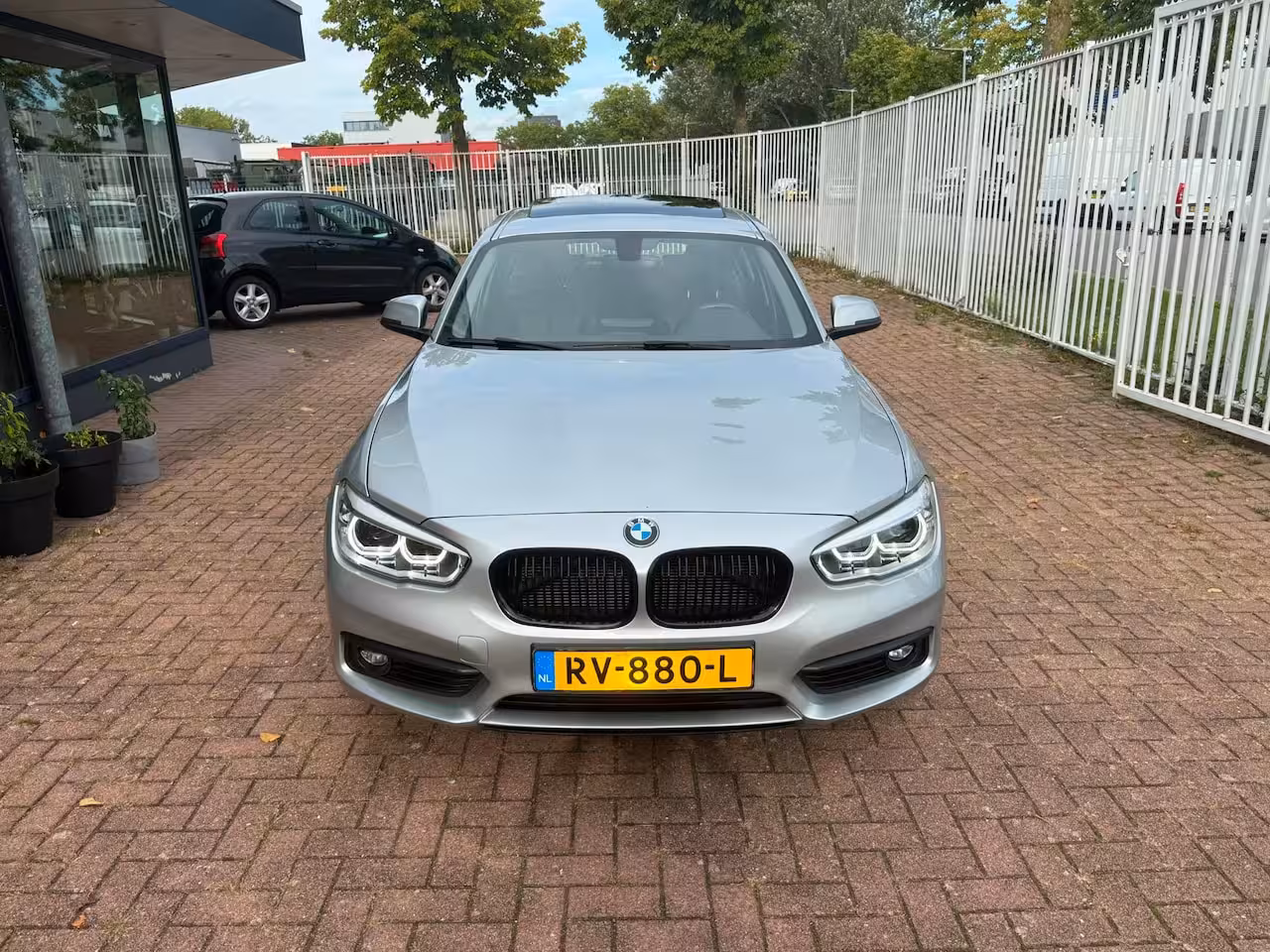 BMW 1-serie 118i High Executive | Dakraam | Leder | LED
