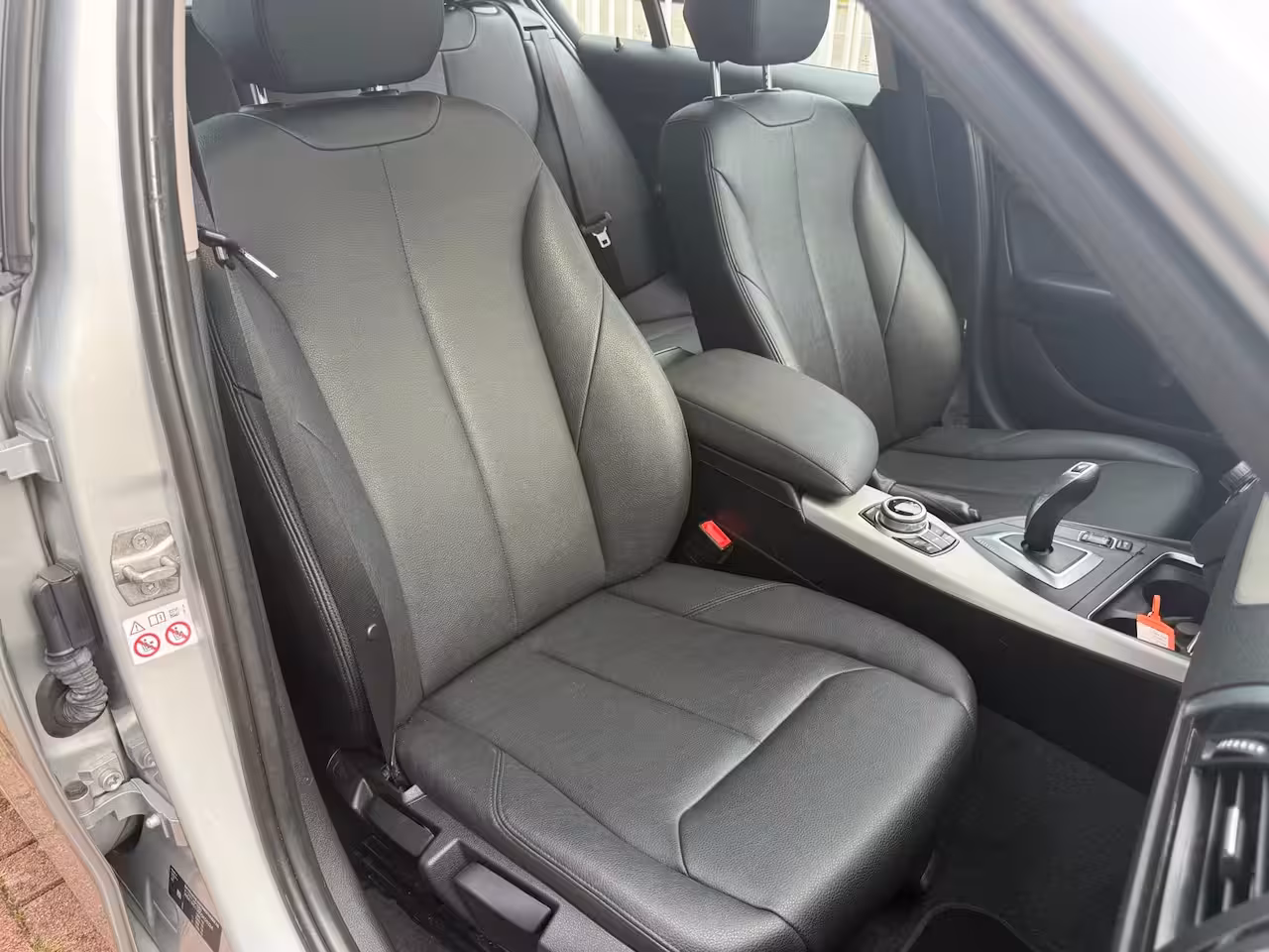 BMW 1-serie 118i High Executive | Dakraam | Leder | LED