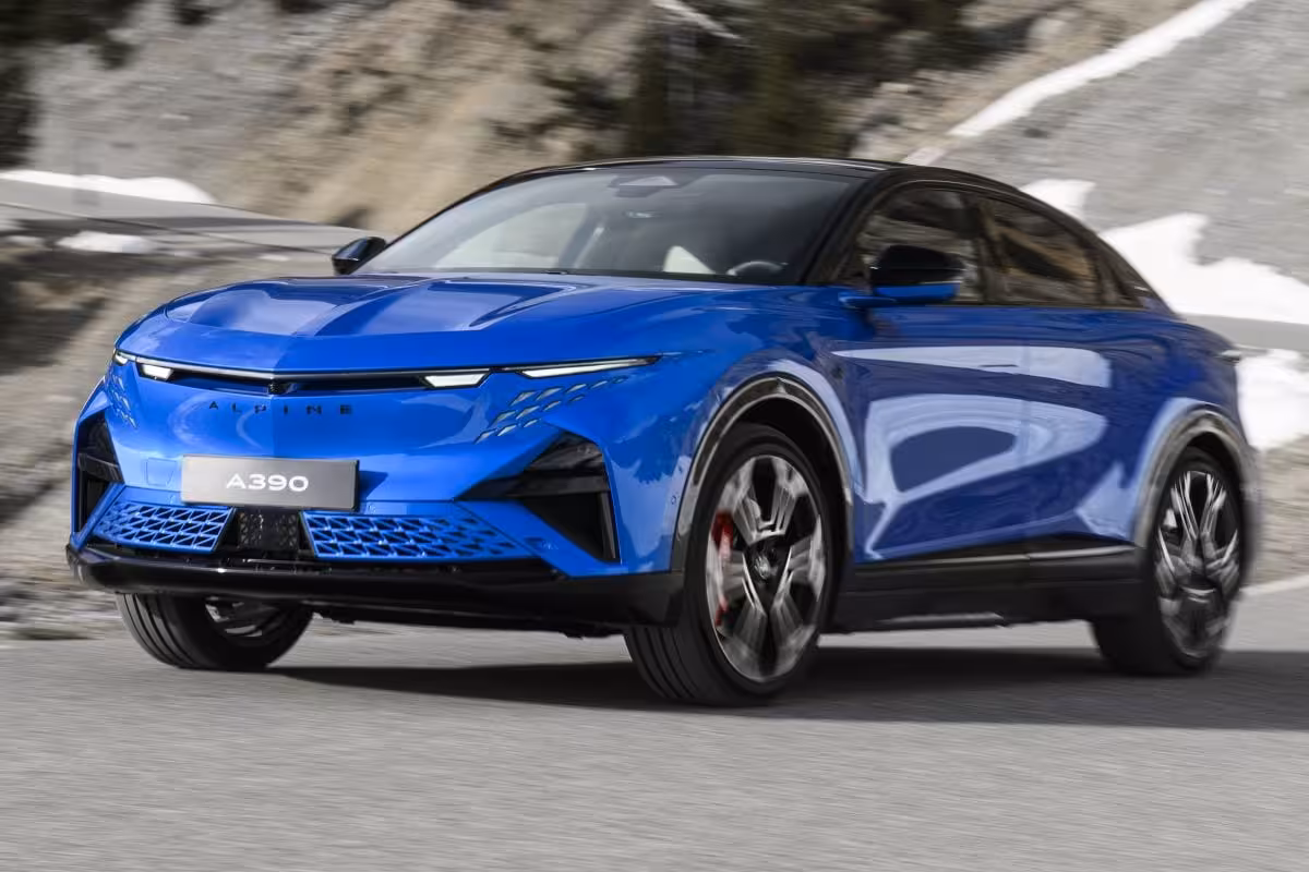 Alpine A390