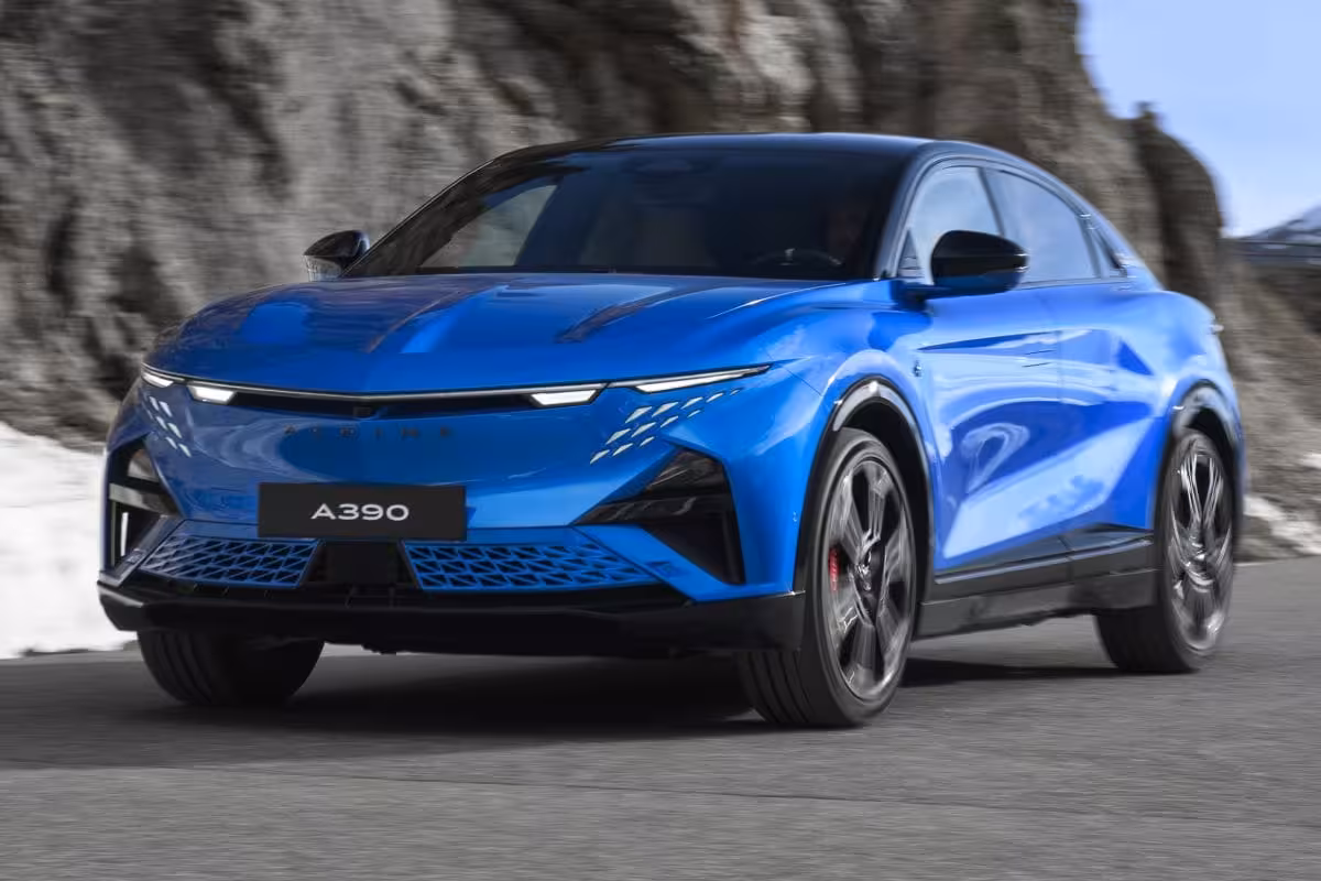 Alpine A390