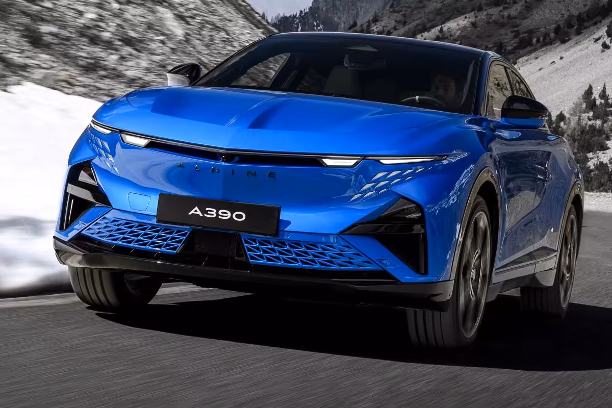 Alpine A390