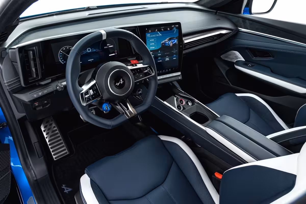 Alpine A390