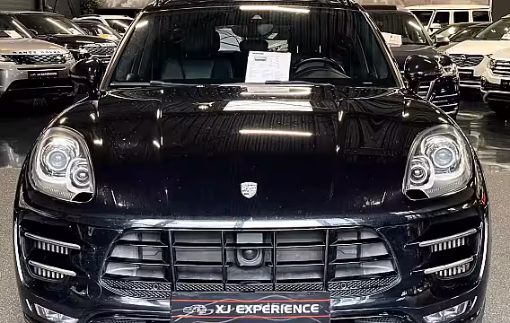 Porsche Macan 3.6 Turbo 400 PK-PANO-21"-AKRAPOVIC-SPORT CHRONO