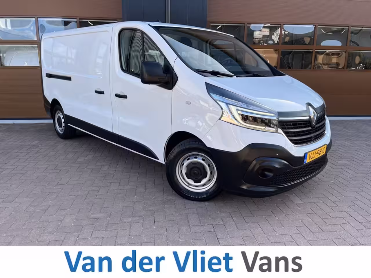 Renault Trafic 2.0 dCi 120pk E6 L2 Comfort Lease €287 p/m, Trekhaak, 2 Schuifdeuren, Airco, PDC, Cruise c