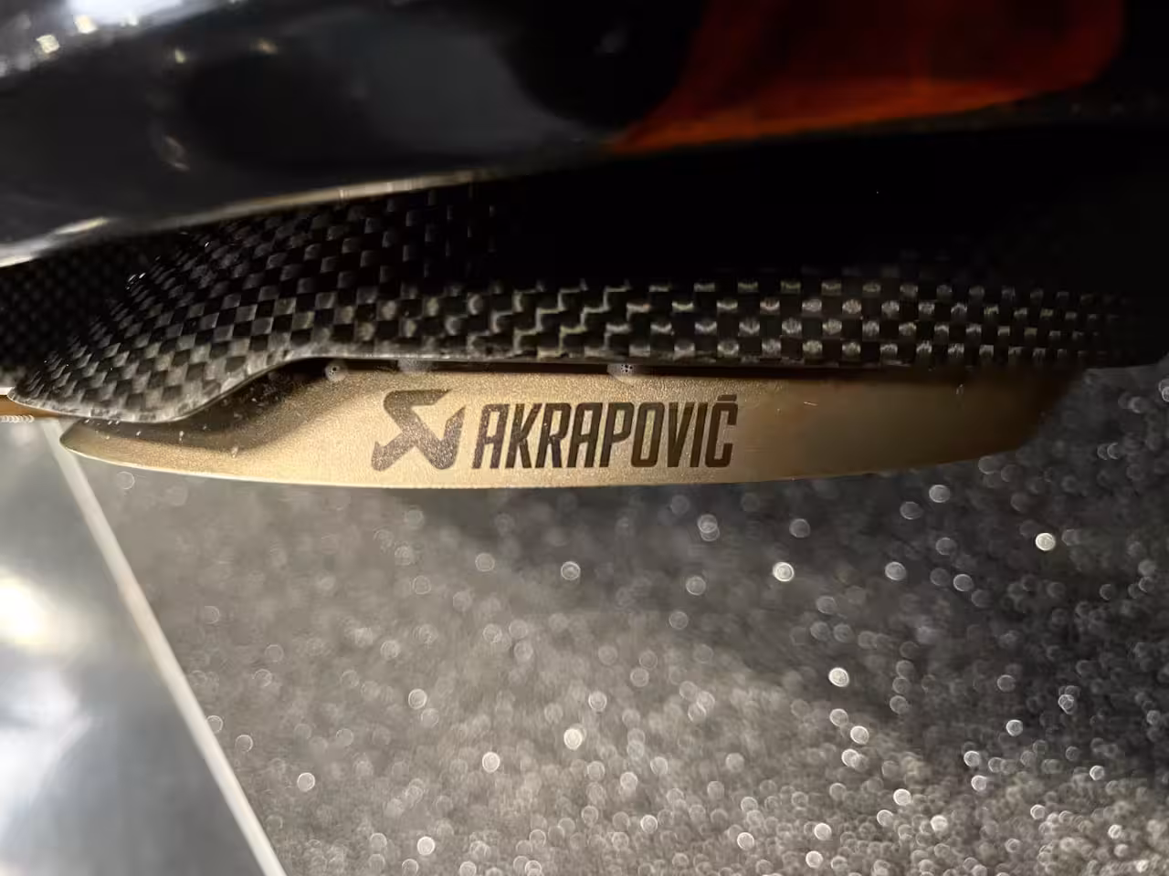 Porsche Macan 3.6 Turbo 400 PK-PANO-21"-AKRAPOVIC-SPORT CHRONO