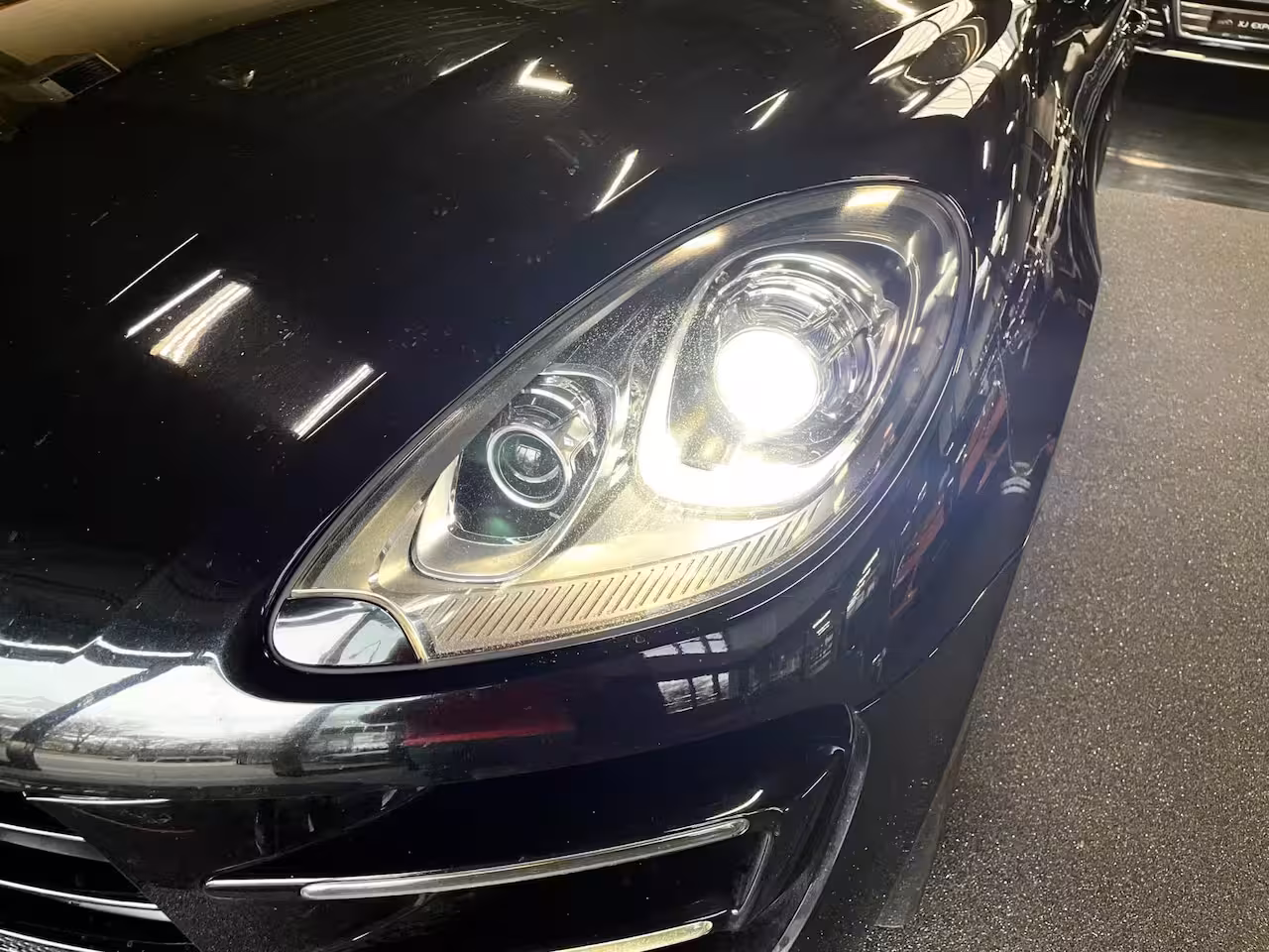 Porsche Macan 3.6 Turbo 400 PK-PANO-21"-AKRAPOVIC-SPORT CHRONO