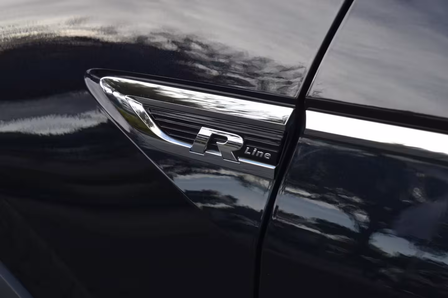 Volkswagen Tiguan Allspace 2.0 TSI 4Motion R-LINE PANO LED NAVI