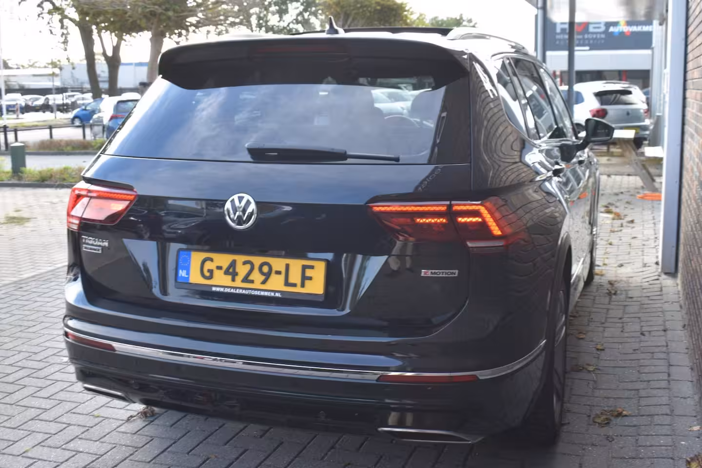 Volkswagen Tiguan Allspace 2.0 TSI 4Motion R-LINE PANO LED NAVI