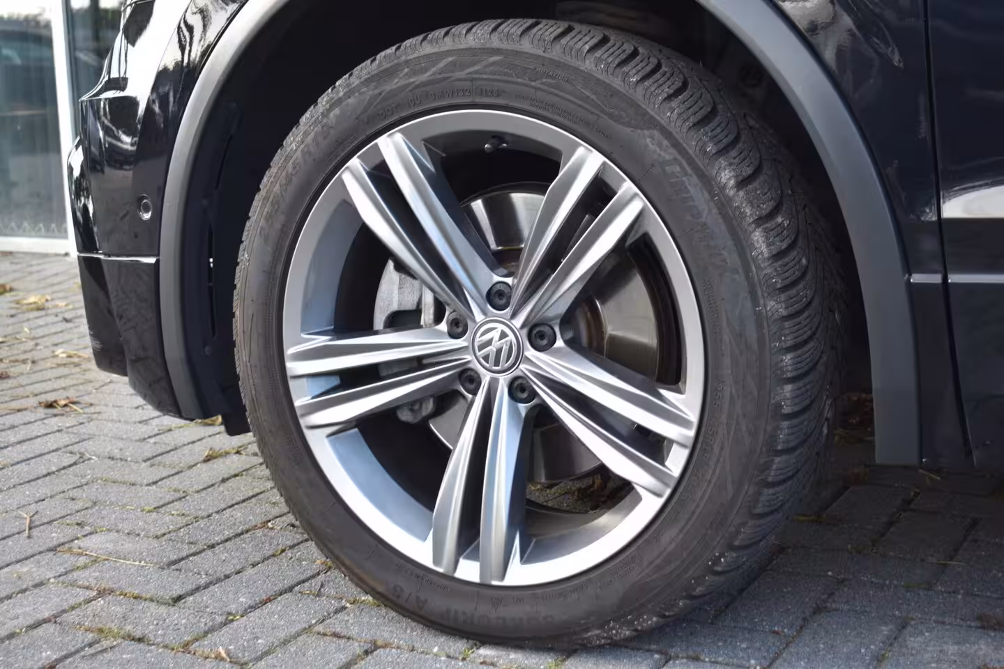 Volkswagen Tiguan Allspace 2.0 TSI 4Motion R-LINE PANO LED NAVI