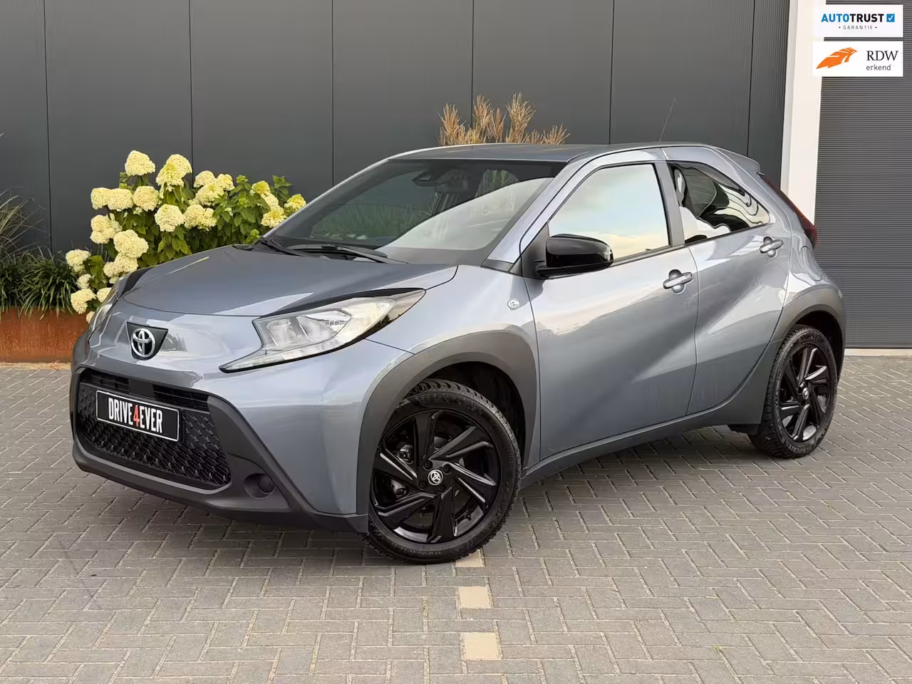 Toyota Aygo X 1.0 VVT-i | Automaat | Camera | LED | NAVI