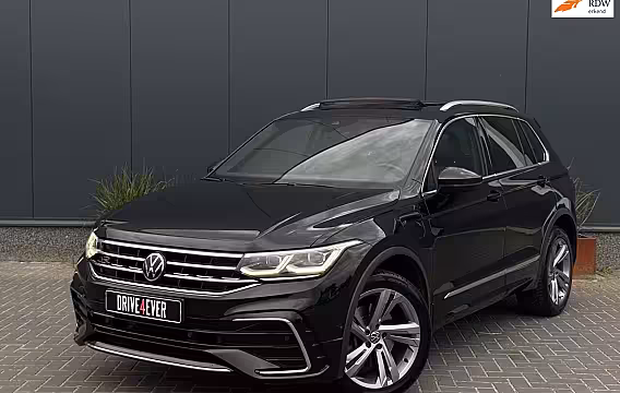 Volkswagen Tiguan 1.4 TSI eHybrid 3x R-Line FULL PANO | NAVI | CARPLAY | CAMERA | SPORTVELGEN | IQ LIGHT
