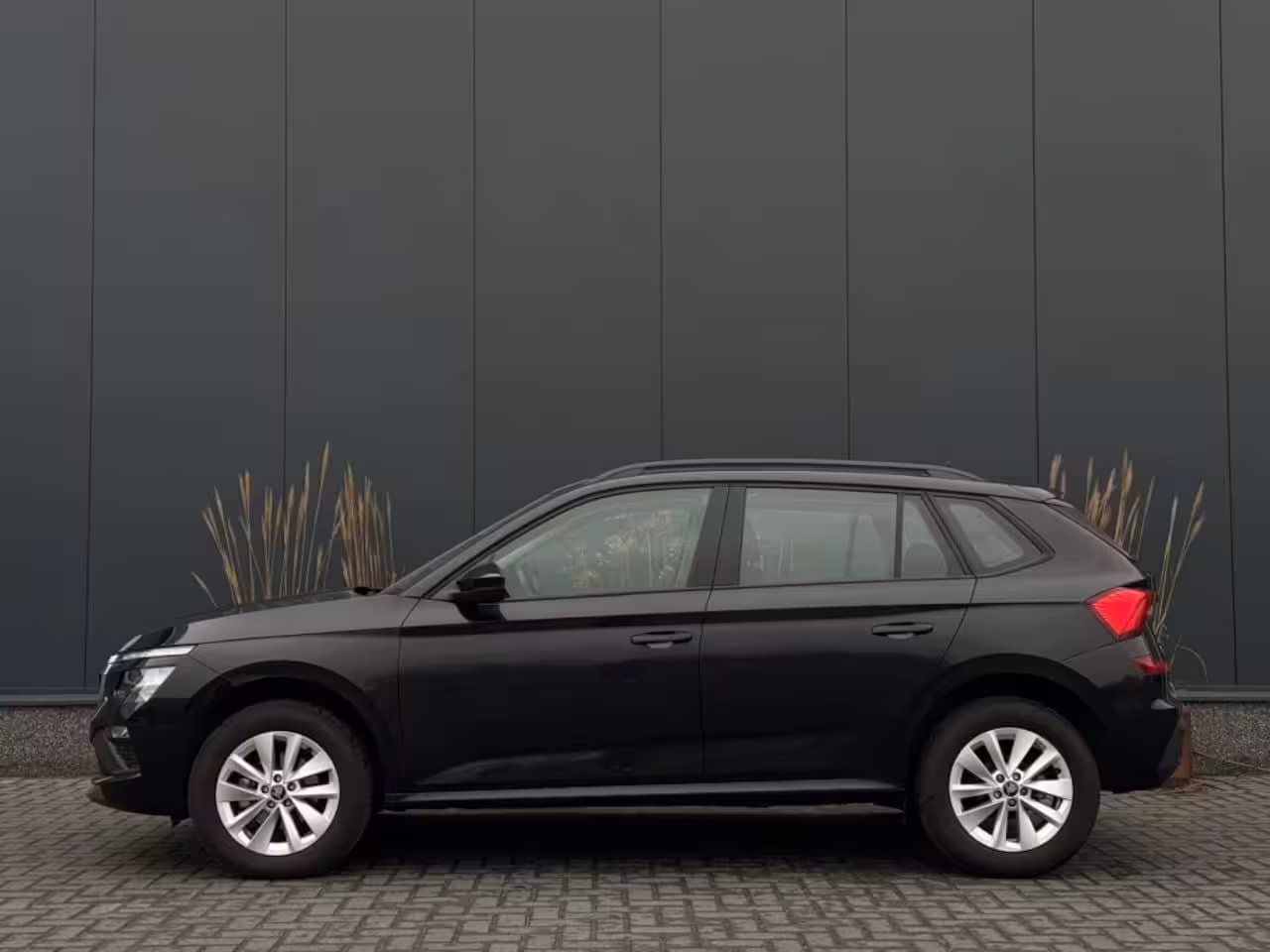 Skoda Kamiq 1.0 TSI Business Edition | Fabrieksgarantie | PDC | LED