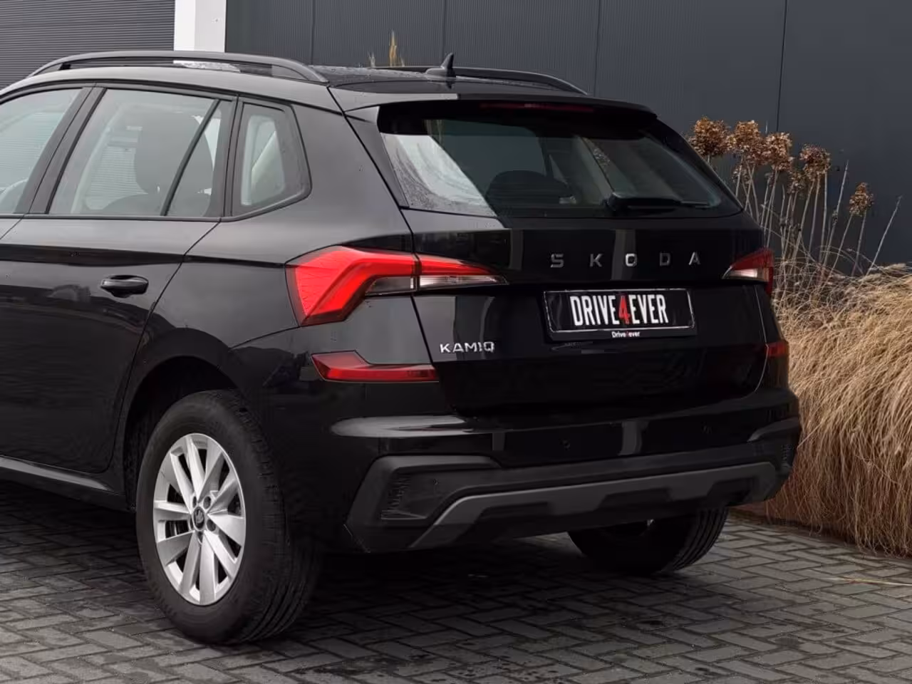 Skoda Kamiq 1.0 TSI Business Edition | Fabrieksgarantie | PDC | LED