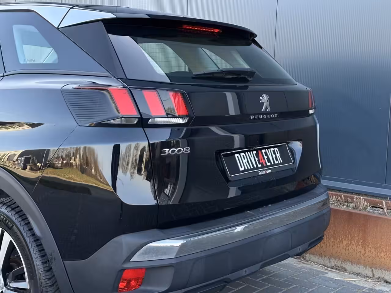 Peugeot 3008 1.2 PureTech Allure | NIEUWE DISTRIBUTIE | Camera |