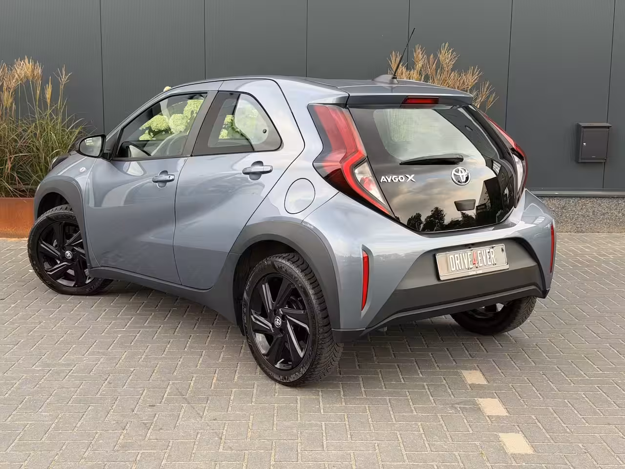Toyota Aygo X 1.0 VVT-i | Automaat | Camera | LED | NAVI