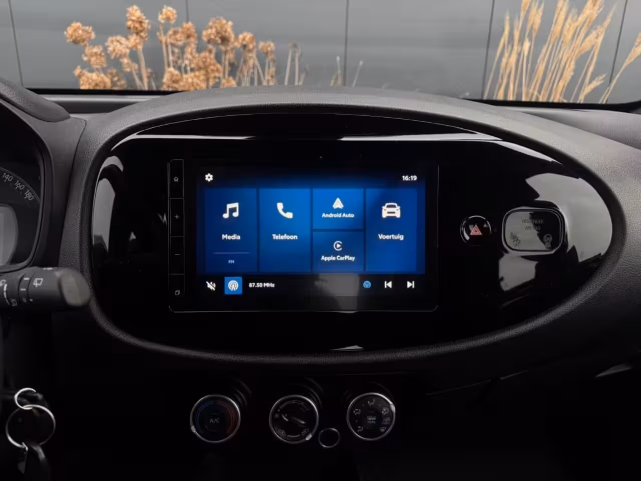 Toyota Aygo X 1.0 VVT-i | Automaat | Camera | LED | NAVI