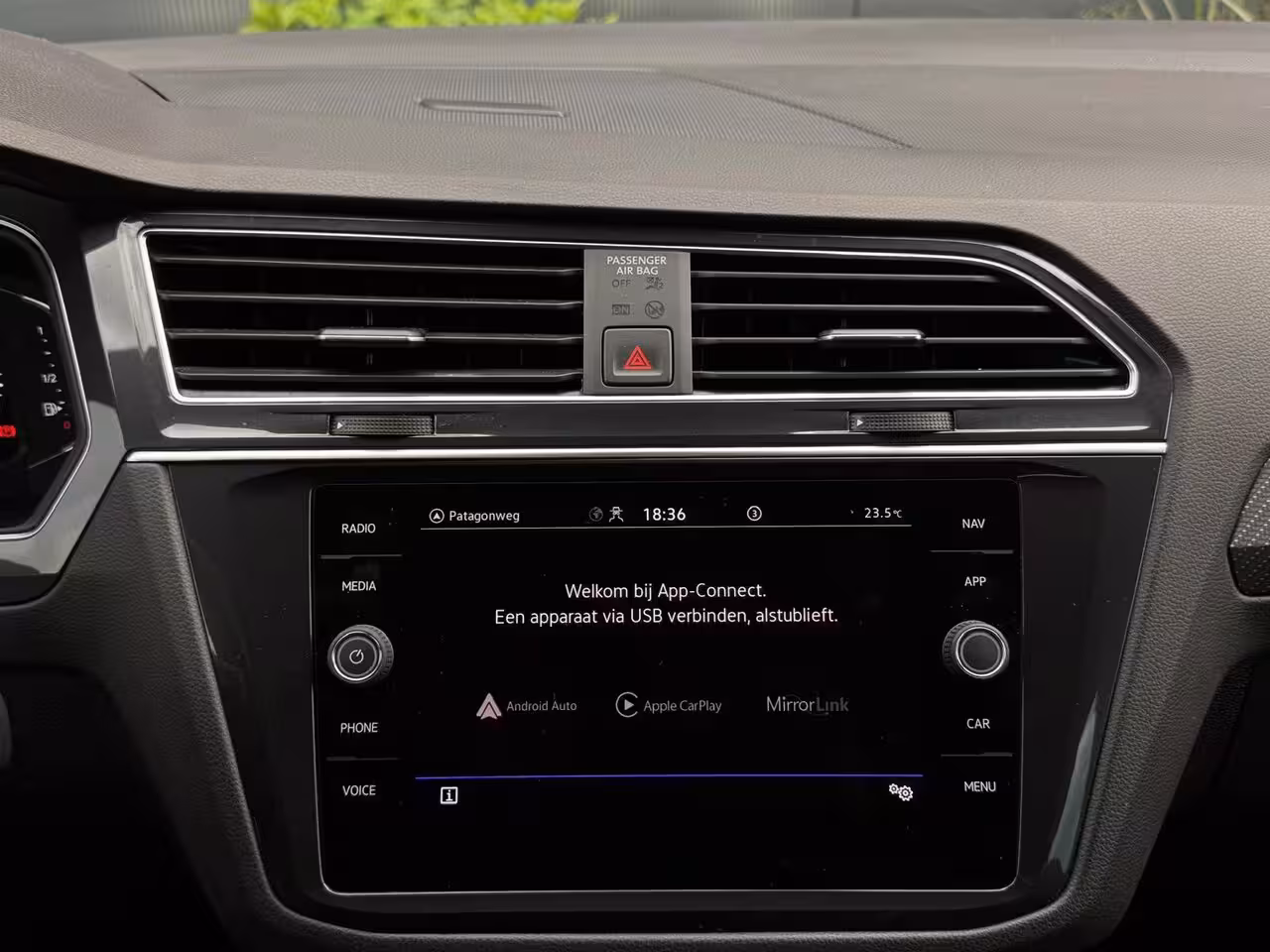 Volkswagen Tiguan 1.4 TSI eHybrid 3x R-Line FULL PANO | NAVI | CARPLAY | CAMERA | SPORTVELGEN | IQ LIGHT
