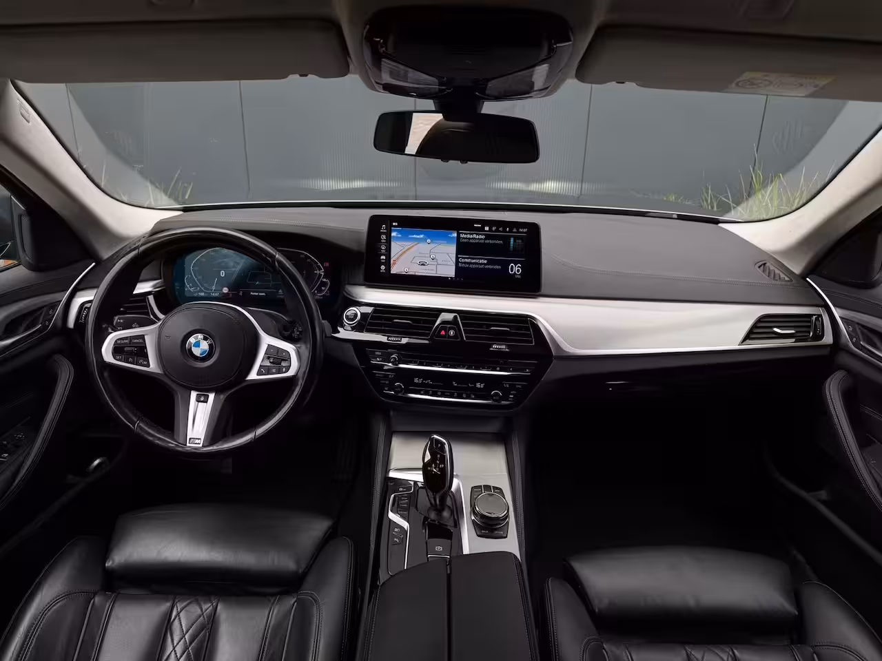 BMW 5-serie Touring 530e High Executive NAVI | LEDER | LED | CRUISE CONTROL | SPORTVELGEN