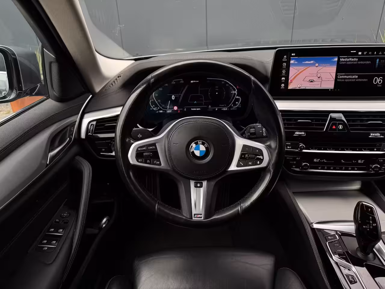 BMW 5-serie Touring 530e High Executive NAVI | LEDER | LED | CRUISE CONTROL | SPORTVELGEN