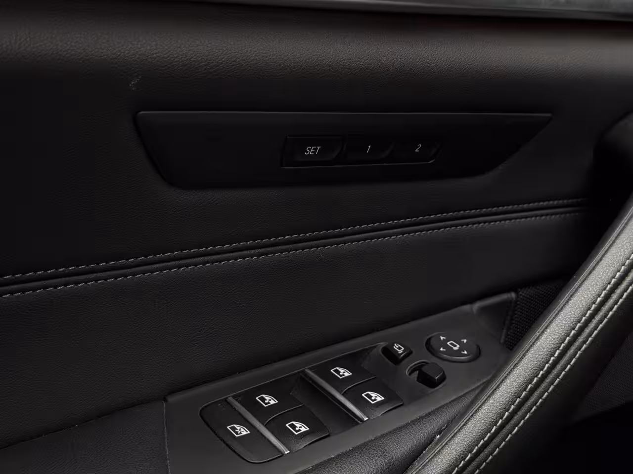 BMW 5-serie Touring 530e High Executive NAVI | LEDER | LED | CRUISE CONTROL | SPORTVELGEN