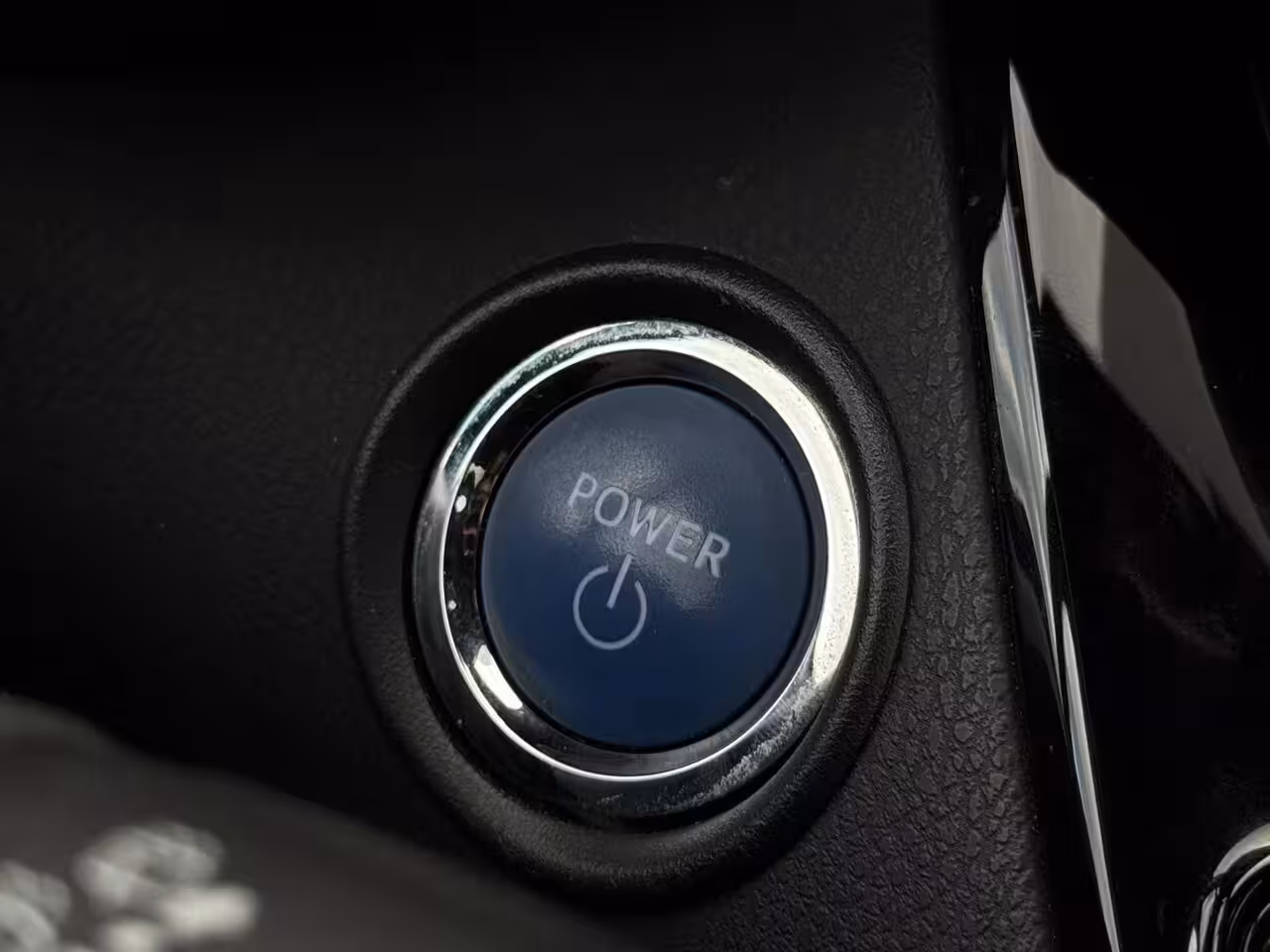 Toyota C-HR 1.8 Hybrid Active M20 NAVI | LED | CAMERA | SPORTVELGEN | ZUINIG | CR CONTROL