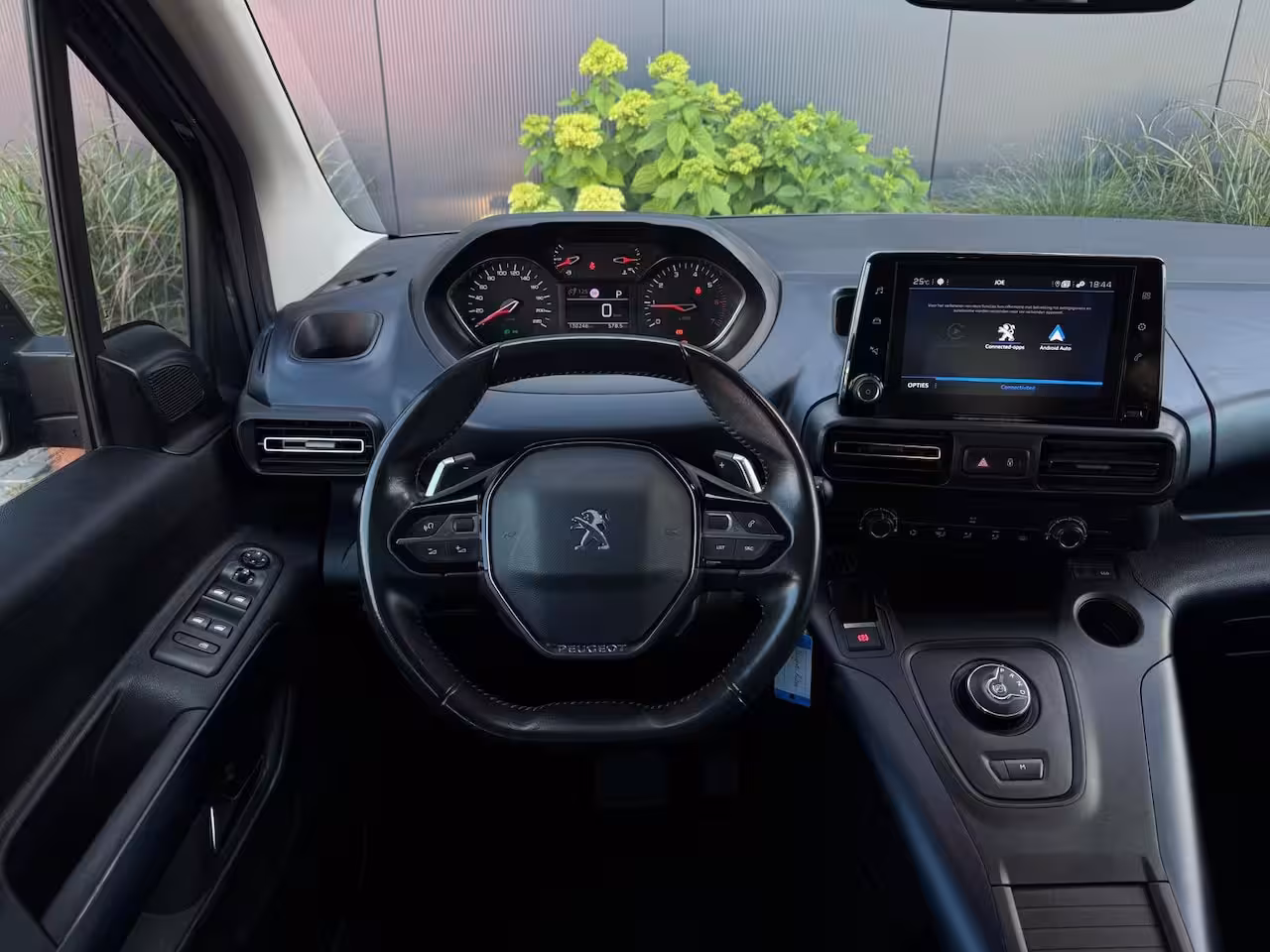 Peugeot Rifter Long 1.2 130pk Allure AUTOMAAT|NAVI|CAMERA|LED|TREKHAAK|SPORTVELGEN