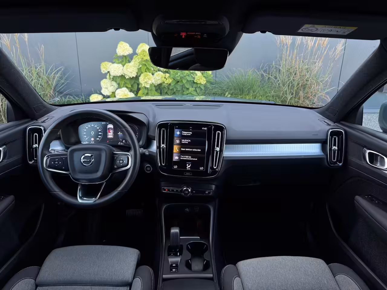 Volvo XC40 1.5 T4 Plug-in hybrid Core Bright FACELIFT M24 NAVI|CLIMATE|CAMERA|LED